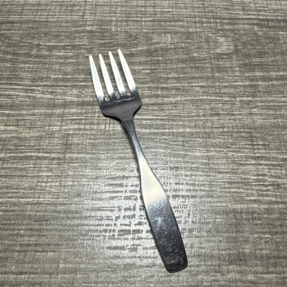 Oneida Community PAUL REVERE Stainless Satin Silverware CHOICE Fork